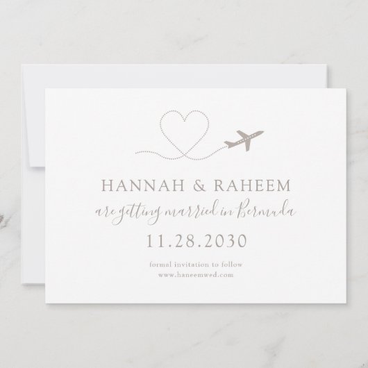 Vliegtuig Monogram Kraft Destination Wedding Save The Date (Achterkant)