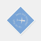 Vliegtuig op blauw gepersonaliseerd servet (Hoek)