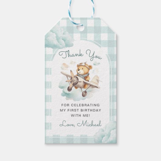 Vliegtuig Teddy Bear Pastel Gingham 1e verjaardag Cadeaulabel (Voorkant)
