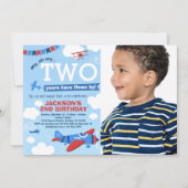 Vliegtuig TWEE jaar na de tweede verjaardag van de Kaart (Voorkant)