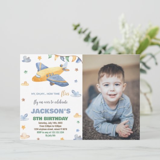 Vliegtuig Verjaardag Uitnodigingen Geel Grijs W Fo (Staand voorkant)