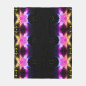 Vliegtuigbak in levendige zwarte en roze lichten. fleece deken (Voorkant)