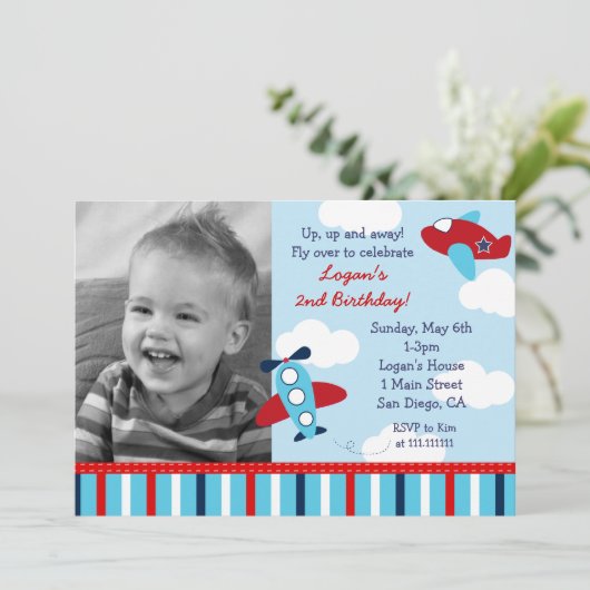 Vliegtuigbootjongen Foto van Birthday-uitnodiginge Kaart (Staand voorkant)