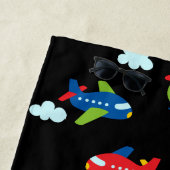 Vliegtuigen Helikopters en wolkenkrabbers Kunstwer Strandlaken (In situ)