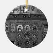 Vliegtuigen met piloot die vliegen met cockpitpilo keramisch ornament (Voorkant)