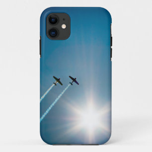 Vliegtuigen vliegen op blauwe lucht met zon. Case-Mate iPhone case