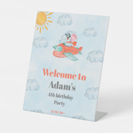 Vliegtuigolifantenpiloot: Pedestal Sign Reclamebord Met Voetstuk