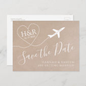 Vliegverbod Monogram Kraft Destination Weddate Aankondigingskaart (Voorkant / Achterkant)