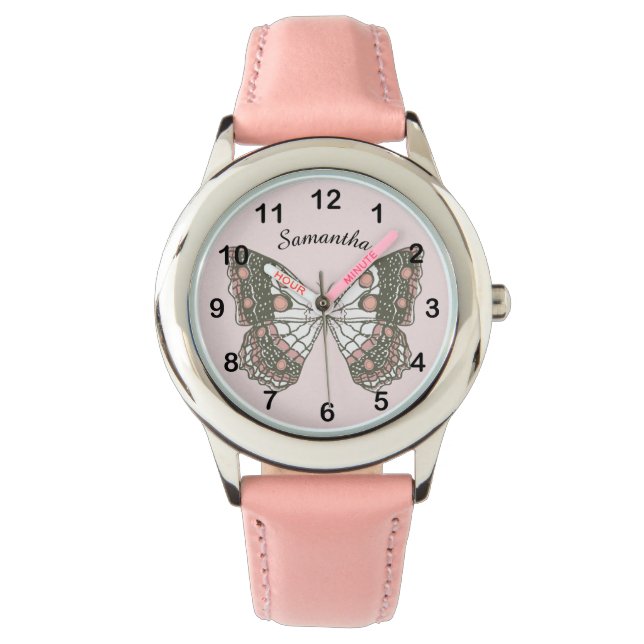 Vlinder & aangepaste naam op zachte roze horloge (Voorkant)