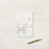 Vlinder en madeliefjes post-it® notes (Op bureau)