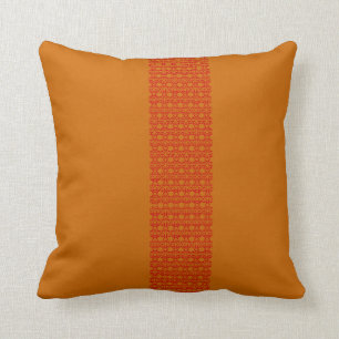 vlinder en rood met terracotta kussen