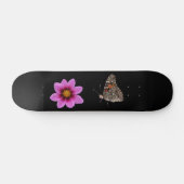 Vlinder en roze bloemkool persoonlijk skateboard (Horizontaal)