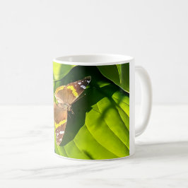 Vlinder in de zon koffiemok