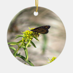 Vlinder met Gele Veldbloemen Ornament