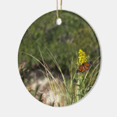 Vlinder met gele wilde bloemen Ornament (Links)