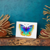Vlinder met pauwenogen in regenboogkleuren fotoplaat (Zijkant)