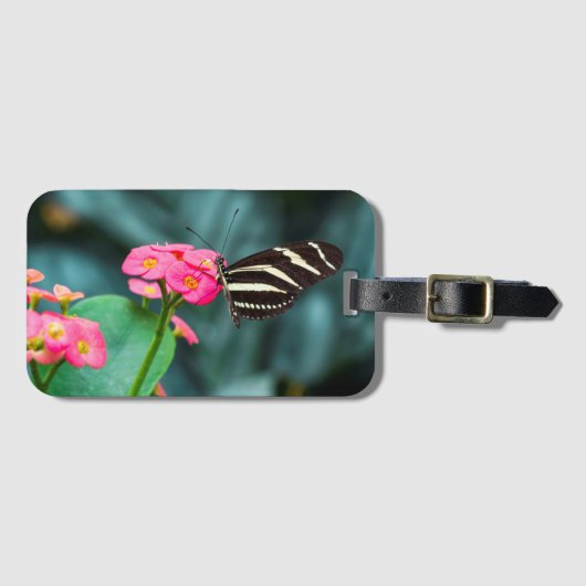 Vlinder op een bloem bagagelabel (Voorkant (horizontaal))