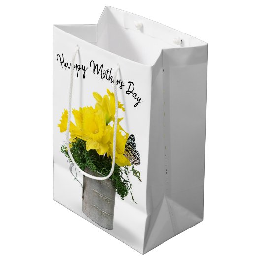 Vlinder Op Narcissen Boeket Medium Cadeauzakje (Voorkant Gekanteld)