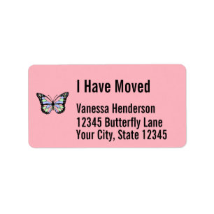  vlinder op roze bewegende aankondiging etiket