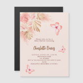 Vlinder pampas gras roze luxe Baby shower Magnetische Uitnodiging (Voorkant / Achterkant)