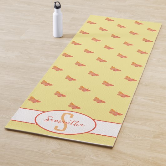 Vlinder patroon geel meisje modern monogram yogamat (In situ)