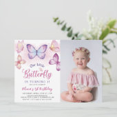 Vlinder Roze Paarse Meisjes Verjaardag Foto Kaart (Staand voorkant)