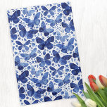 Vlinder Waterverf Blauw en Wit Theedoek<br><div class="desc">Fris,  modern en  Indigo marineblauw en wit waterverf vlinder kunst keuken theedoek. Originele kunst van Nic Squirrell.</div>