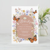 Vlinder Wilde Bloem Baby Shower Uitnodiging (Staand voorkant)