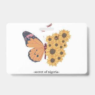 Vlinder zit op zonnebloem badge