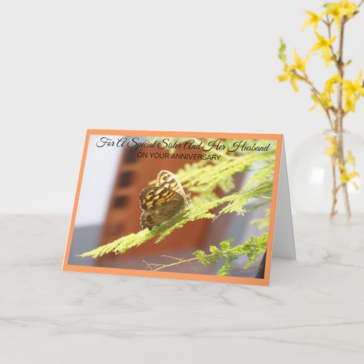 Vlinder Zus Echtgenoot Persoonlijke Hochzeitstag Kaart (Gele Bloem)