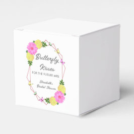 Vlinderkusjes voor de toekomstige bruid op de brid bedankdoosjes