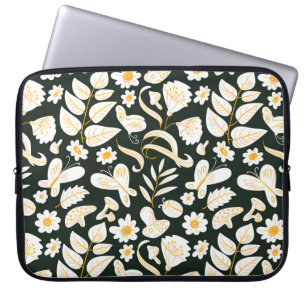 Vlinders & Bloemen: Doodle zomer patroon. Laptop Sleeve