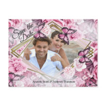 Vlinders en bloemen in verschillende tinten roze