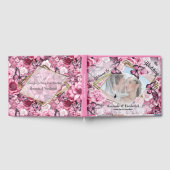 Vlinders en bloemen in verschillende tinten roze gastenboek (Volledig)