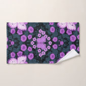 Vlinders en bloemen symmetrie, violet en blauw bad handdoek (Handdoek)