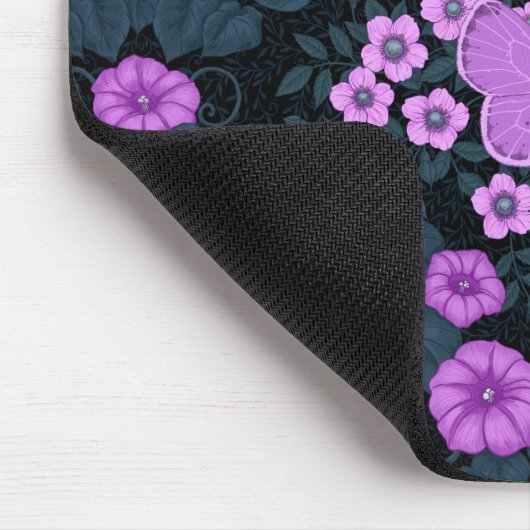 Vlinders en bloemen symmetrie, violet en blauw muismat (Hoek)