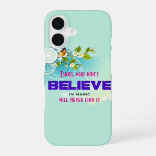 Vlinders en bloesems met magische quote iPhone 16 hoesje