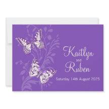 Vlinders paarse witte crème bruiloft uitnodiging