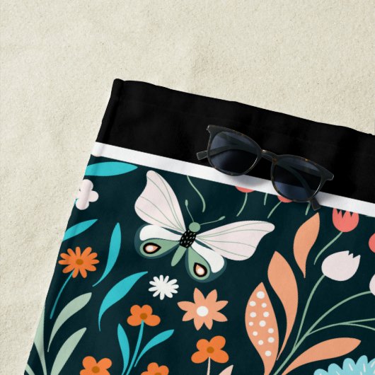 Vlinders Patroon Aangepaste naam Initiaal Strandlaken (In situ)