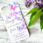 vlinders positief wijzigen offerte op maat Case-Mate iPhone case<br><div class="desc">Vrouwelijke, gepersonaliseerde iphone case met positief citaat en vlinders. Het waterverf vlinderontwerp is in girly tinten van roze lila en paars, terwijl het citaat in elegante met de hand geschreven stijltypografie wordt geschreven. De tekst luidt: "Verandering is niet iets om bang voor te zijn" en heeft een bewerkbare witte achtergrond....</div>