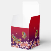 Vlinders te midden van Sakura bloesems  rood Bedankdoosjes (Geopend)