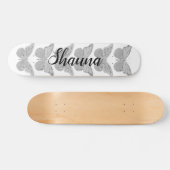 Vlinders Zilver Grijs Glans Gepersonaliseerd Persoonlijk Skateboard (Horizontaal)