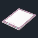 Vloeibaar flessenpatroon in Paars met naam Notitieblok<br><div class="desc">Een  bloempatroon van schattige bloemen in blauw op een schattige paarse achtergrond,  gepersonaliseerd met jouw naam. Neem contact met me op met vragen of verzoeken.</div>