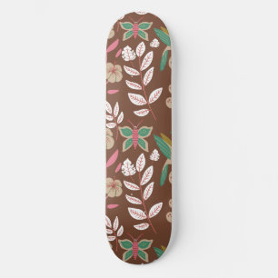 Vloeibare naadloze bloemen, bladeren, vlinder persoonlijk skateboard