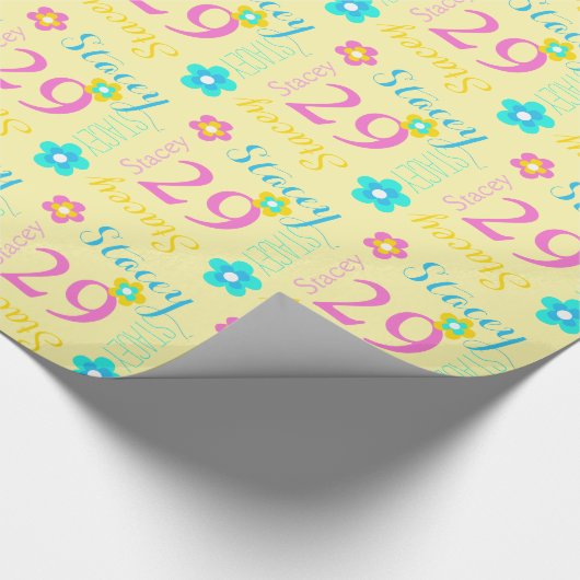 Vloeiend gepersonaliseerd naamtijdperk 29e verjaar cadeaupapier (Hoek)