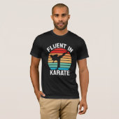 Vloeiend in Karate Grappig Karate T-shirt (Voorkant volledig)