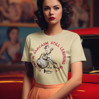 VLOEIEND IN SARCASME NOG STEEDS LEREN TACT T-SHIRT