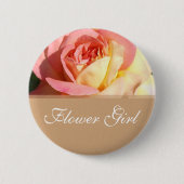 Vloeiend meisje roze gele rozenroos trouwnaamknop. ronde button 5,7 cm (Voorkant)
