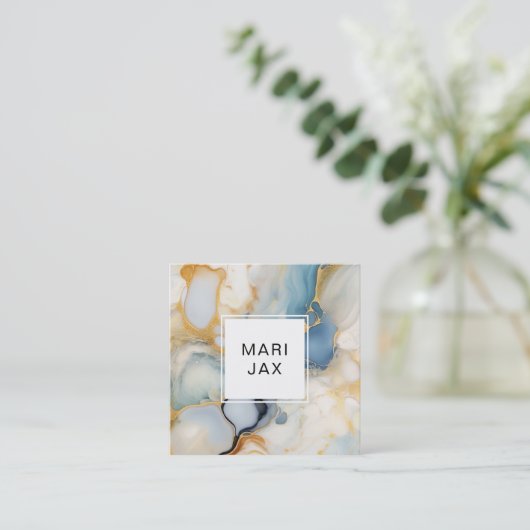 Vloeistof abstract met wit, goud en blauw vierkante visitekaartje (Staand voorkant)