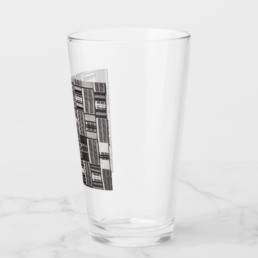 Vloeistofsymmetrie: abstracte ontwerpen in glas ve (Links)